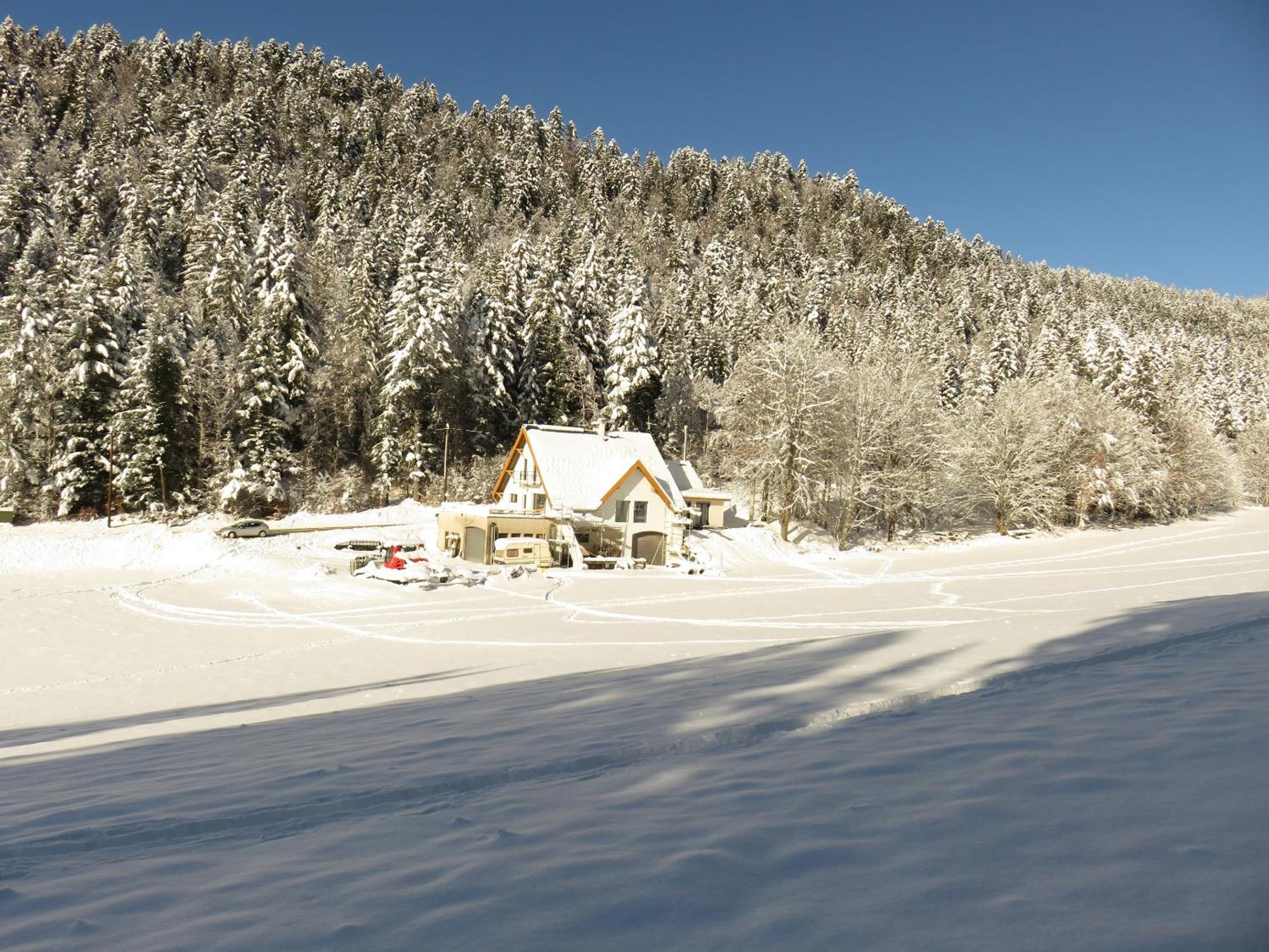 Gite La Resilience, Sur La Piste De Ski D'Autransヴィラ エクステリア 写真