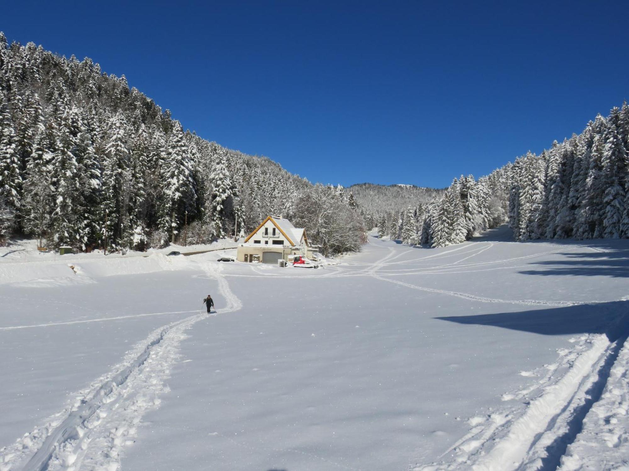 Gite La Resilience, Sur La Piste De Ski D'Autransヴィラ エクステリア 写真