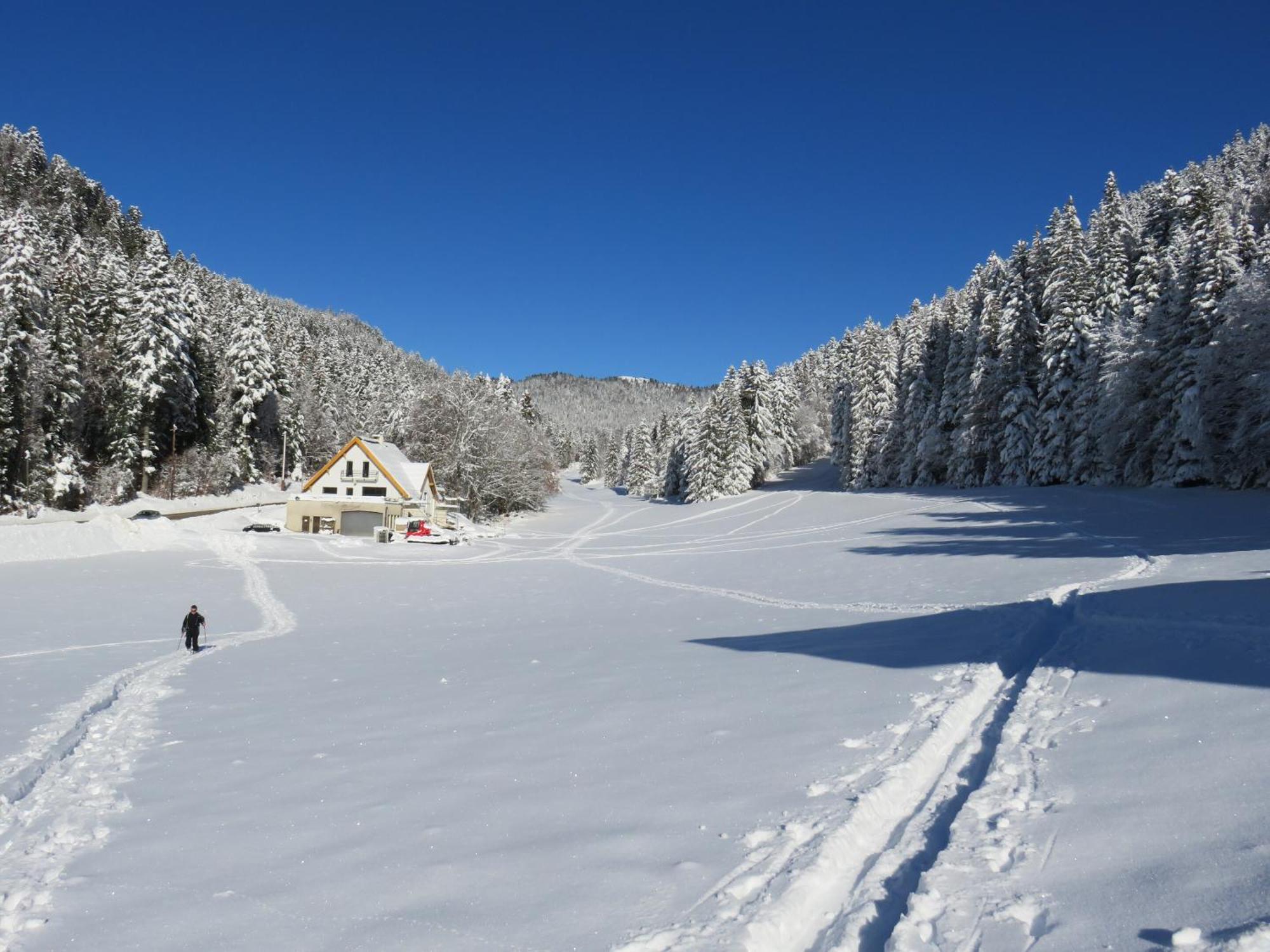 Gite La Resilience, Sur La Piste De Ski D'Autransヴィラ エクステリア 写真